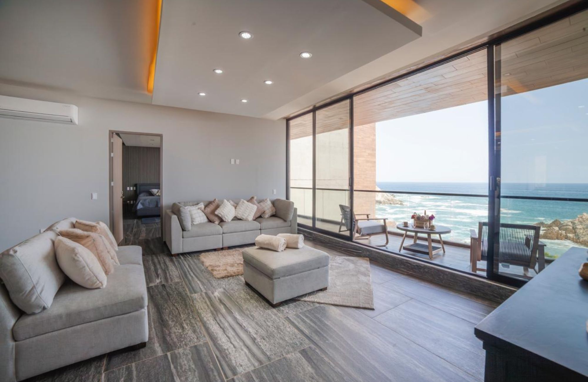 Penthouse with Ocean View and Beach Club for Sale, Cosmo Residences, Huatulco