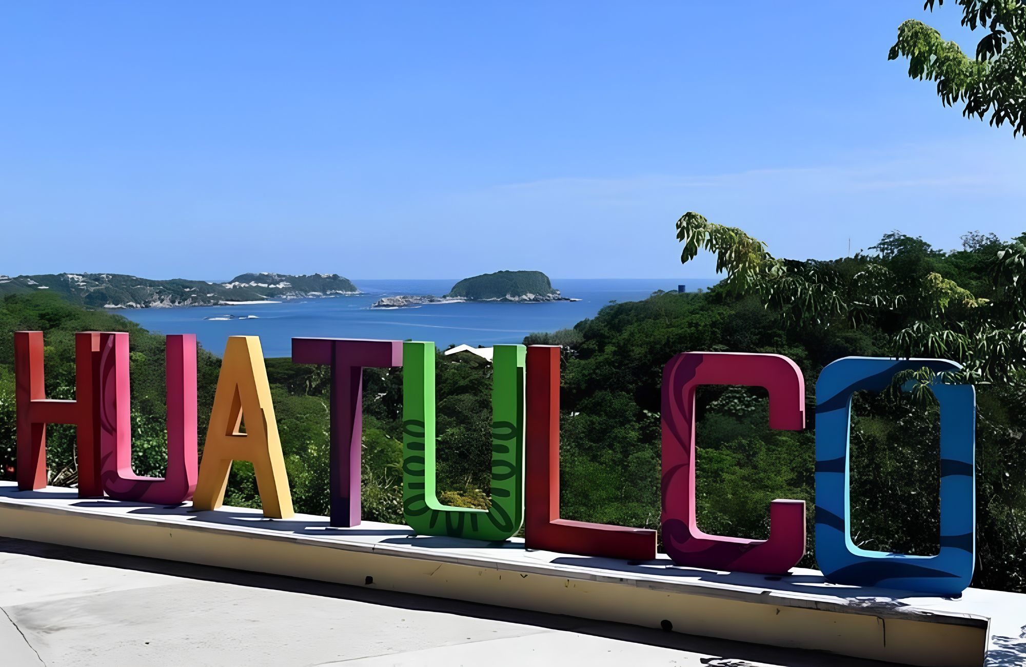 Condo near the beach, common terrace with panoramic view, pool and gym, wheelchairs friendly, under construction, for sale Tangolunda, Huatu