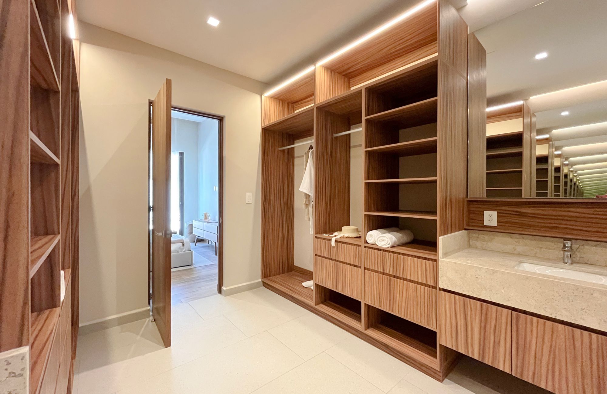 Penthouse con alberca, hamacas, cine al aire libre, en venta Playa del Carmen