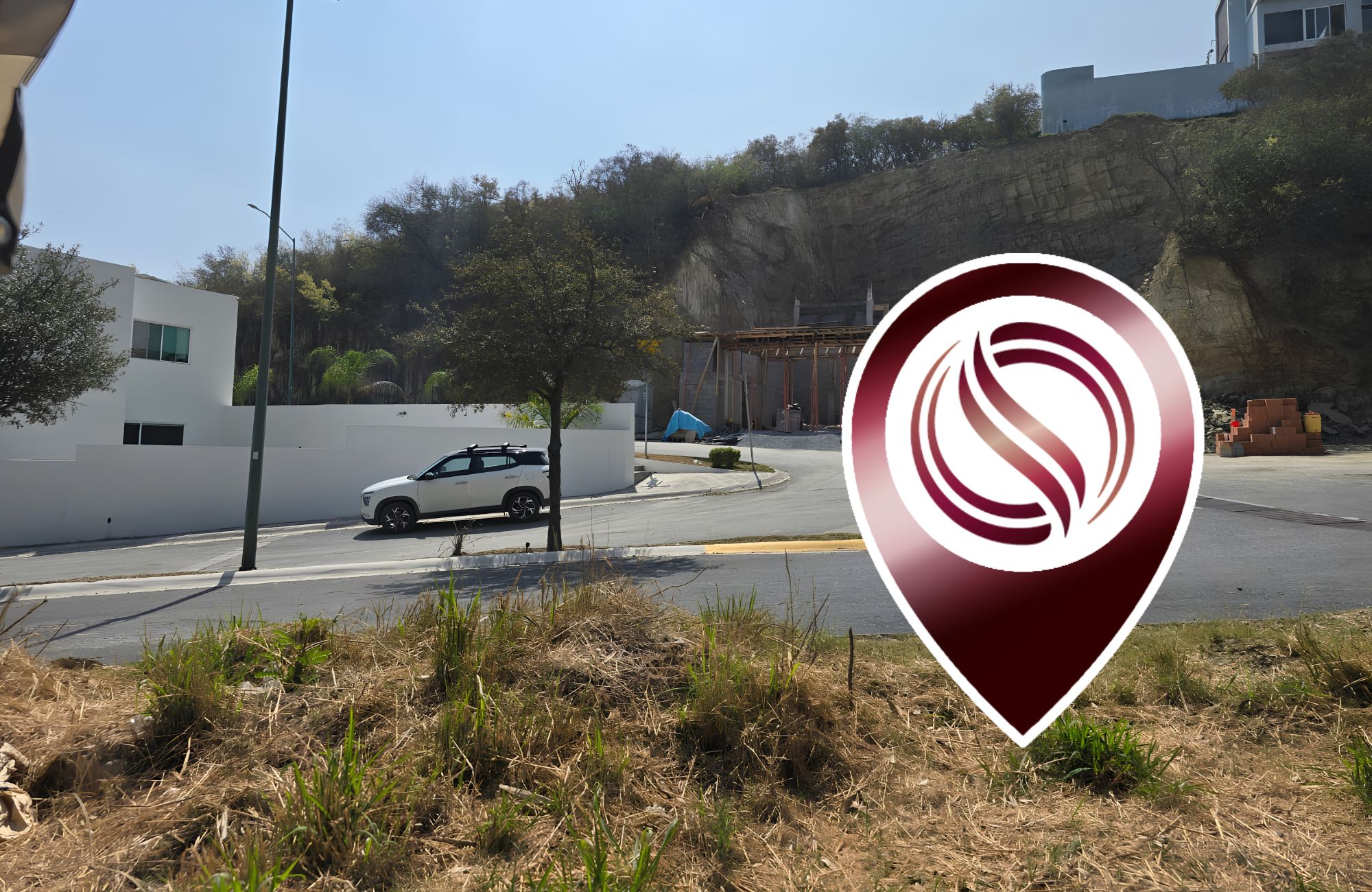 384 m&sup2; residential lot for sale, ready to build in Jardines de Valle Alto