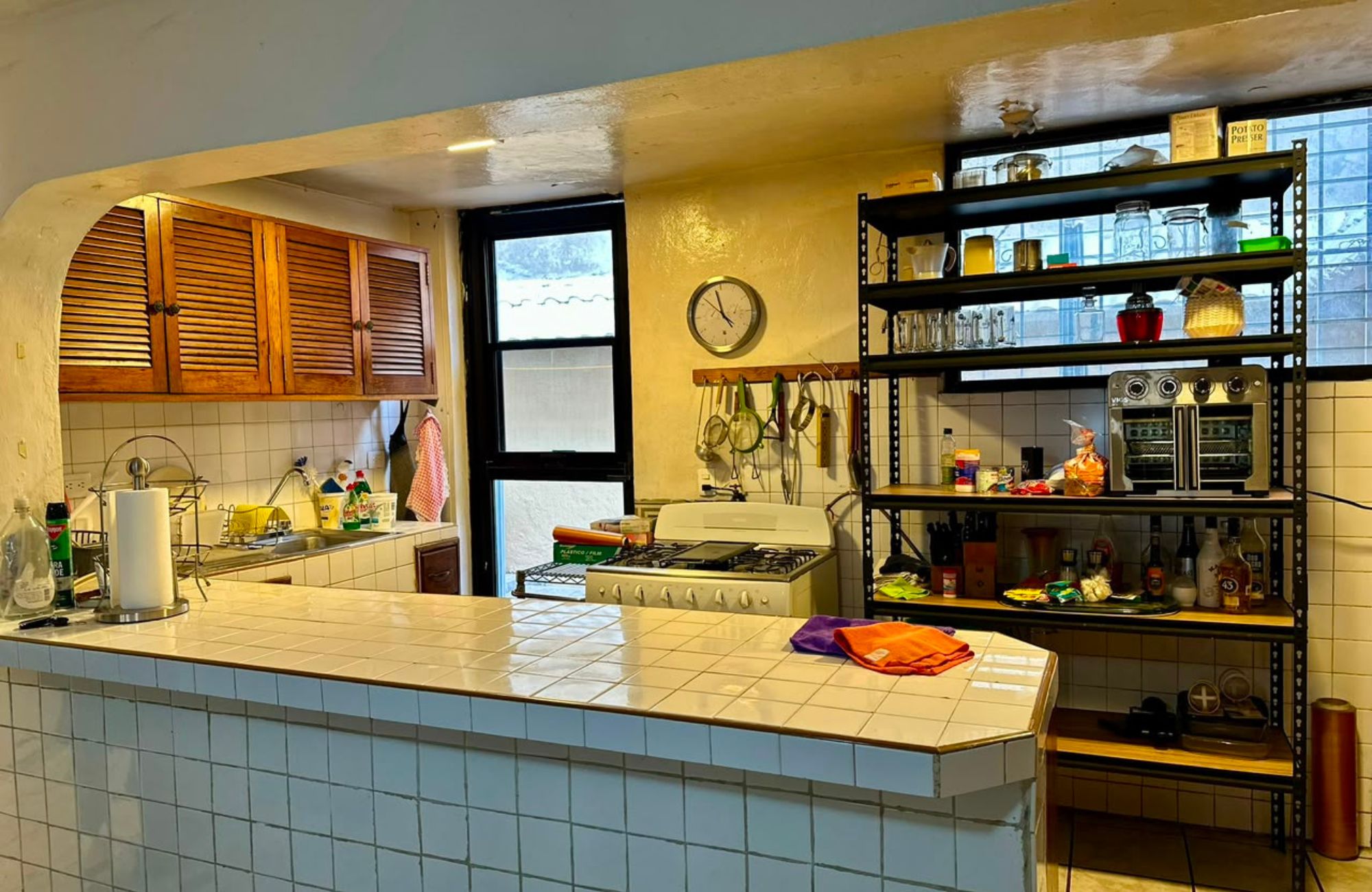 House with private pool, OPPORTUNITY PRICE, interphone, furnished, laundry room, in Repobladores area, pre-construction for sale in Cozumel.