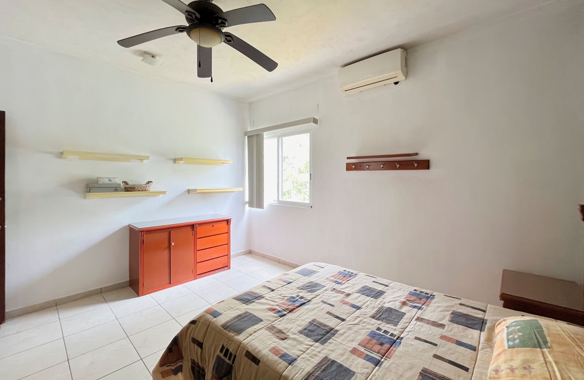 Corner house with Independent Studio, for Sale, Centro Maya, Playa del Carmen