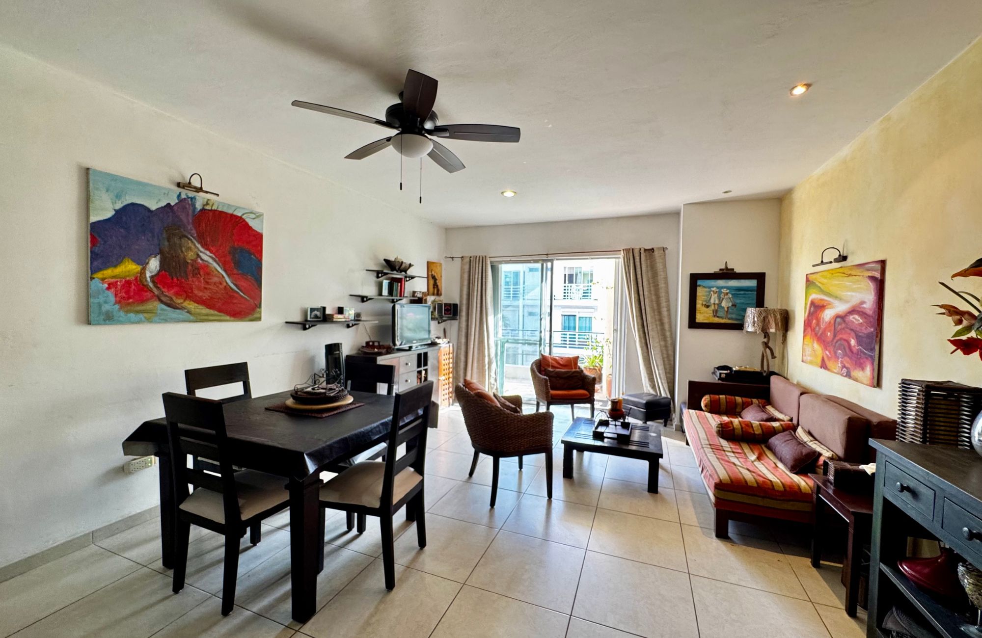 Turn-Key Studio with Ocean View Rooftop, Prime Downtown Playa del Carmen