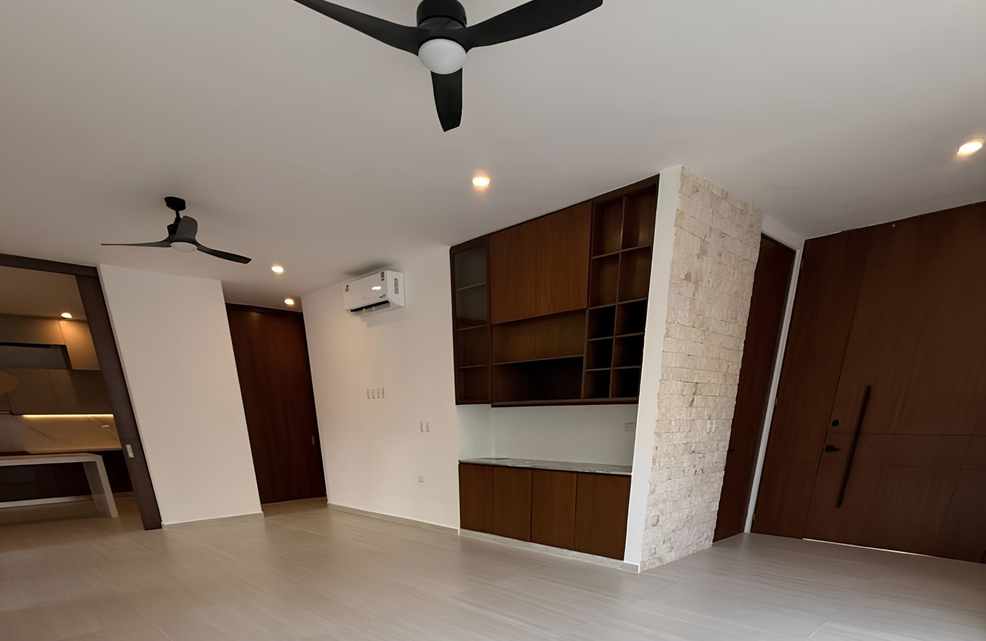 House with Private Pool, Wine Cellar, and Garden for Sale, Residencial El Origen, M&eacute;rida