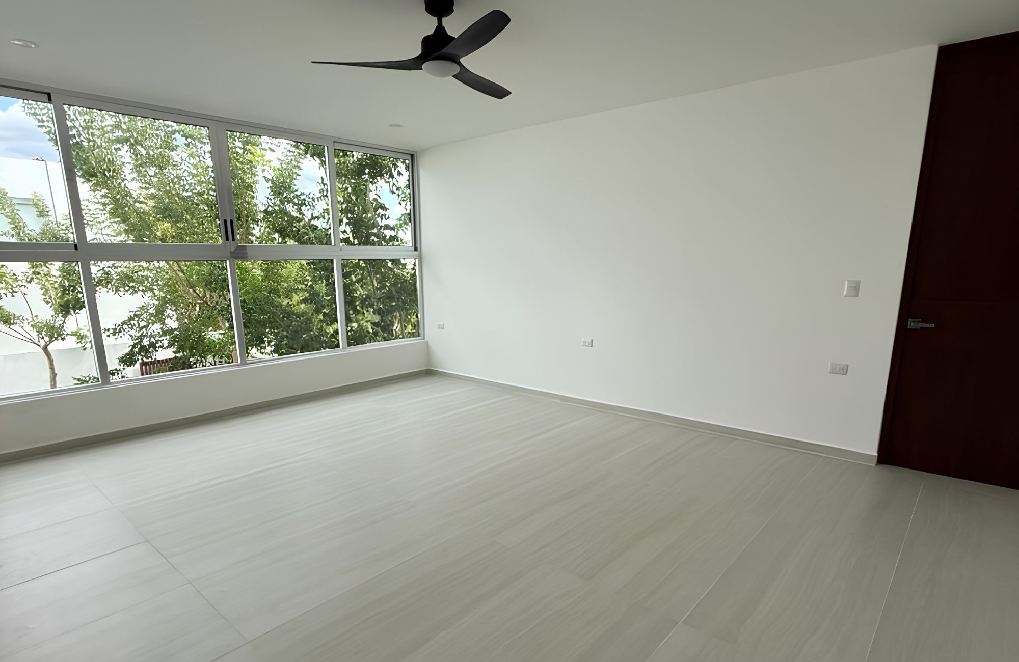 Two-story house with pool for sale, Xcanat&uacute;n, M&eacute;rida