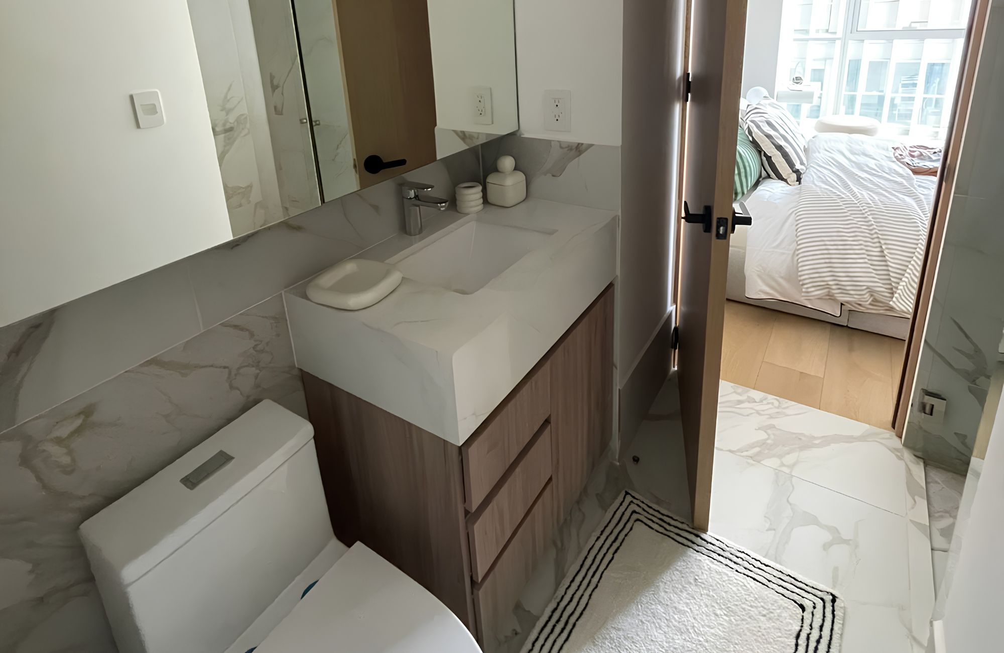 Condo with excellent lighting and modern spaces for sale