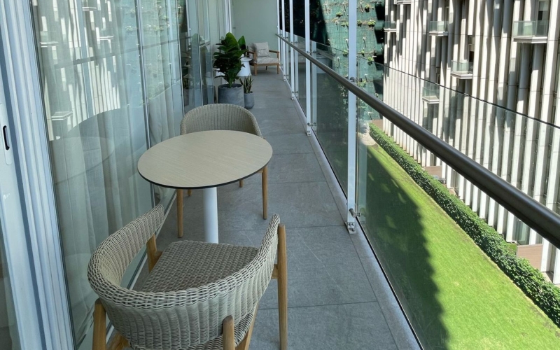 Condo with lap pool, gym, coworking, green areas, paddle  for sale.