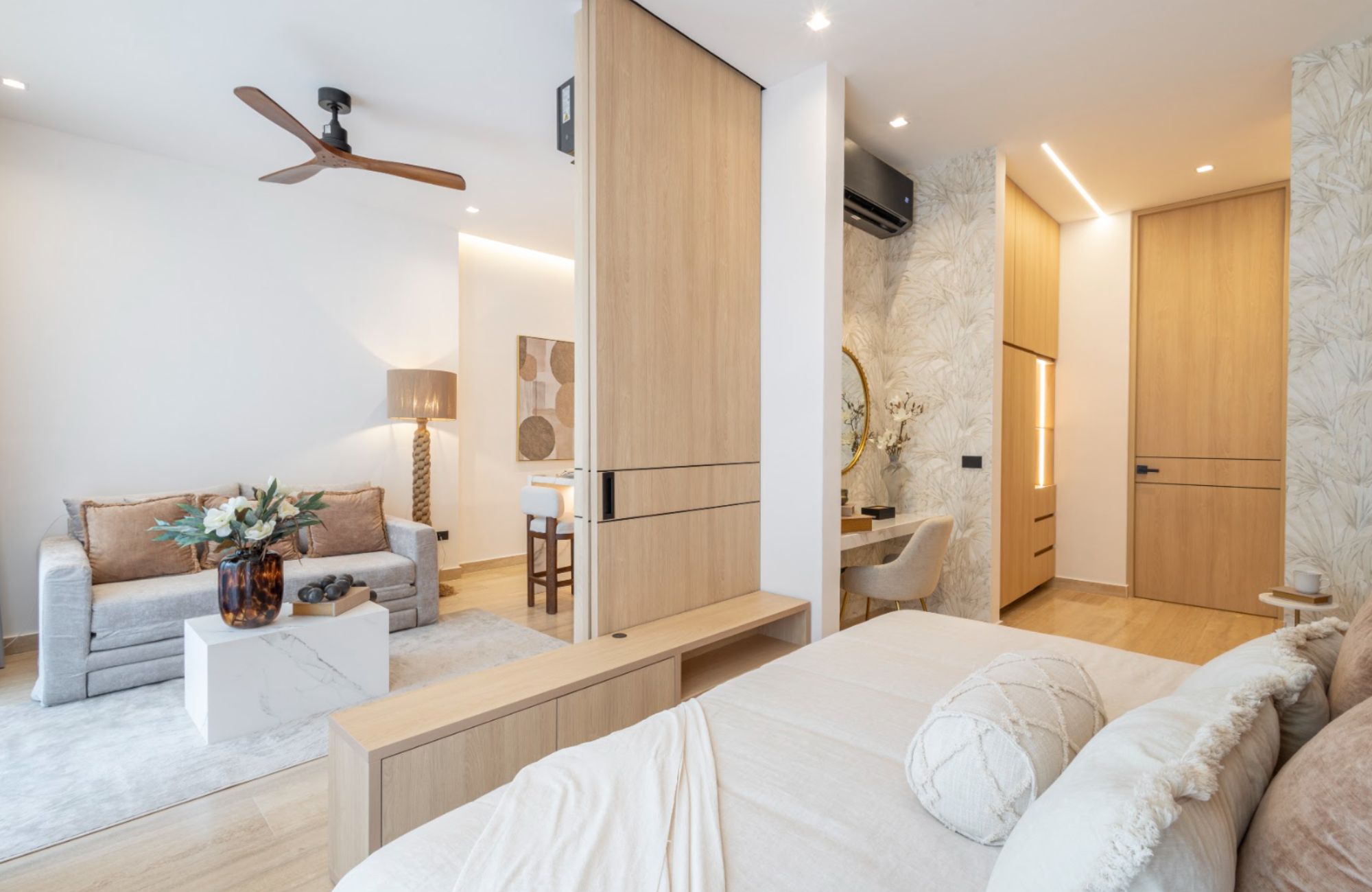 Penthouse with private pool, and rooftop, for sale, Colosio zone, Playa del Carmen, Quintana Roo, Mexico.