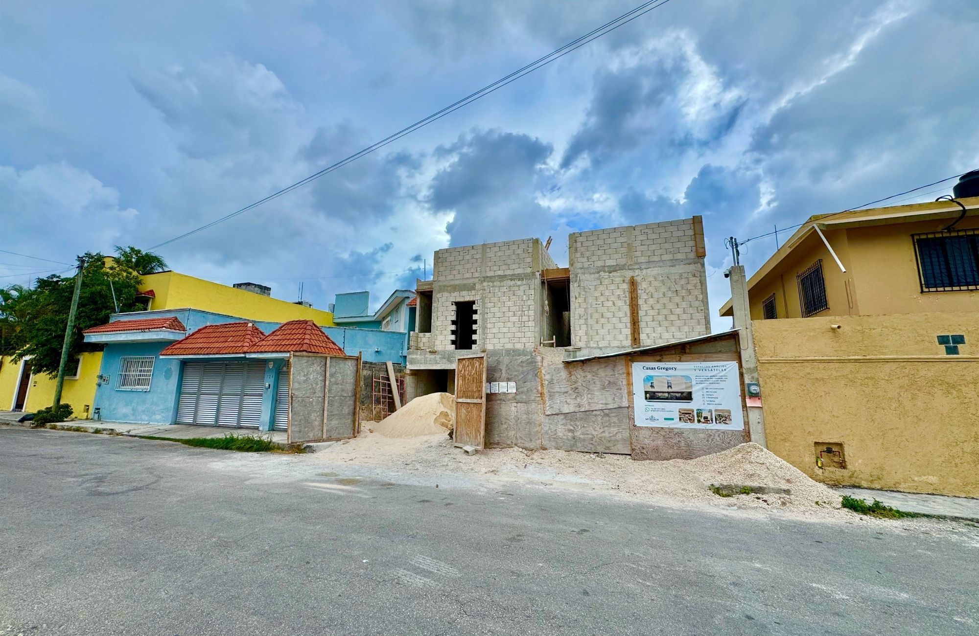 House with pool, large garden, 4 bedrooms for sale in Corpus Cristi Cozumel
