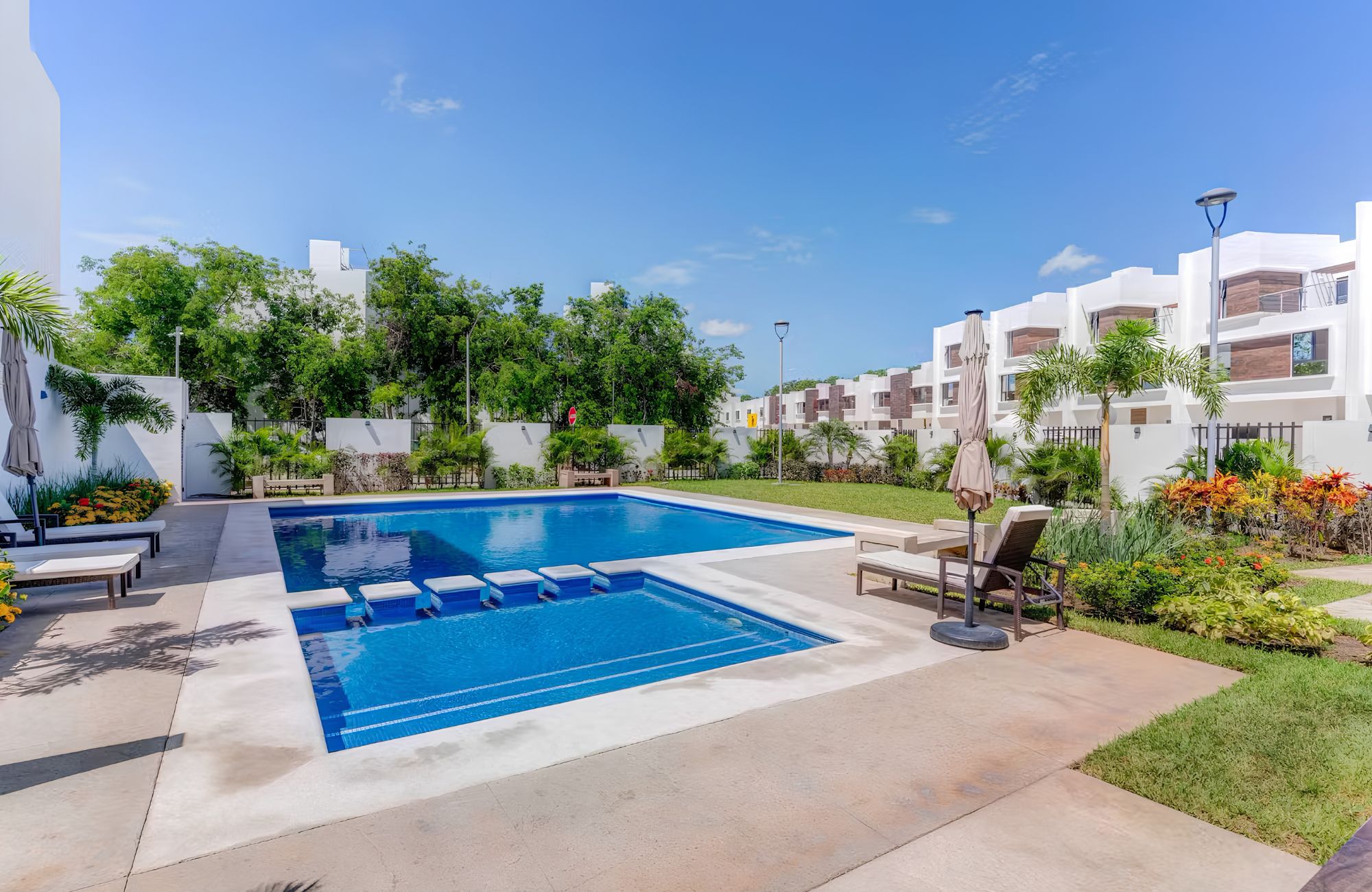 House with common pool, Pre-Construction, Selvanova, Playa del Carmen