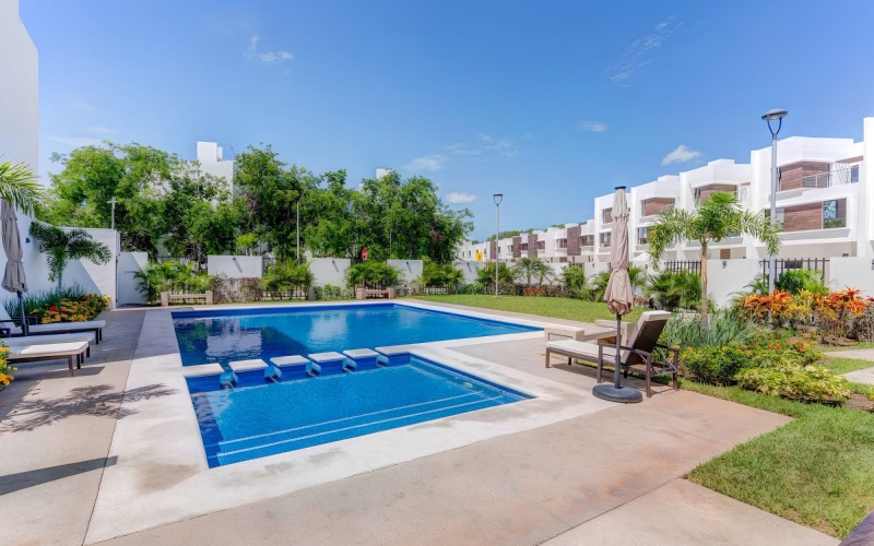 House for sale in Altaria Residential with clubhouse, pool, gym &amp; green areas