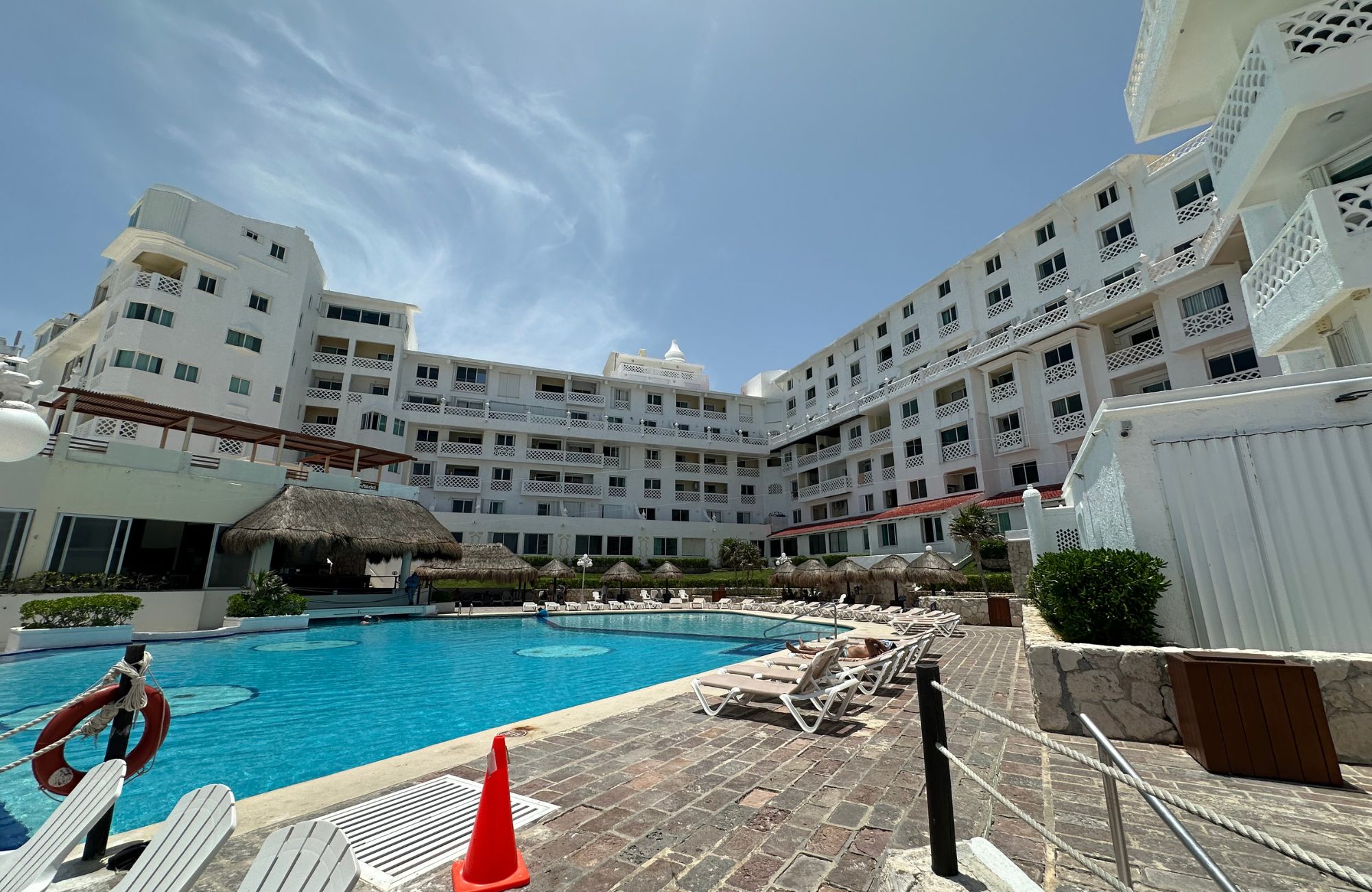 Condo ideal for vacation rental, for sale, Zona Las Am&eacute;ricas, Canc&uacute;n