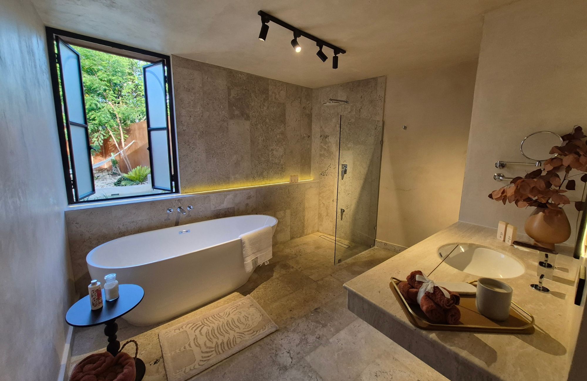 Townhouse with Rooftop and Private Pool pre-construction for sale San Benito, Merida