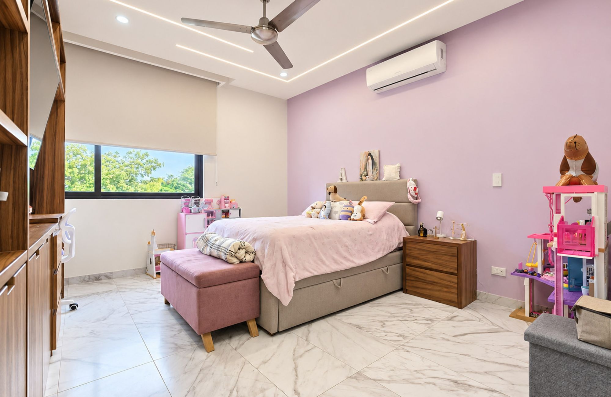 House with Private Pool and Golf Club Access for Sale, North Zone, M&eacute;rida