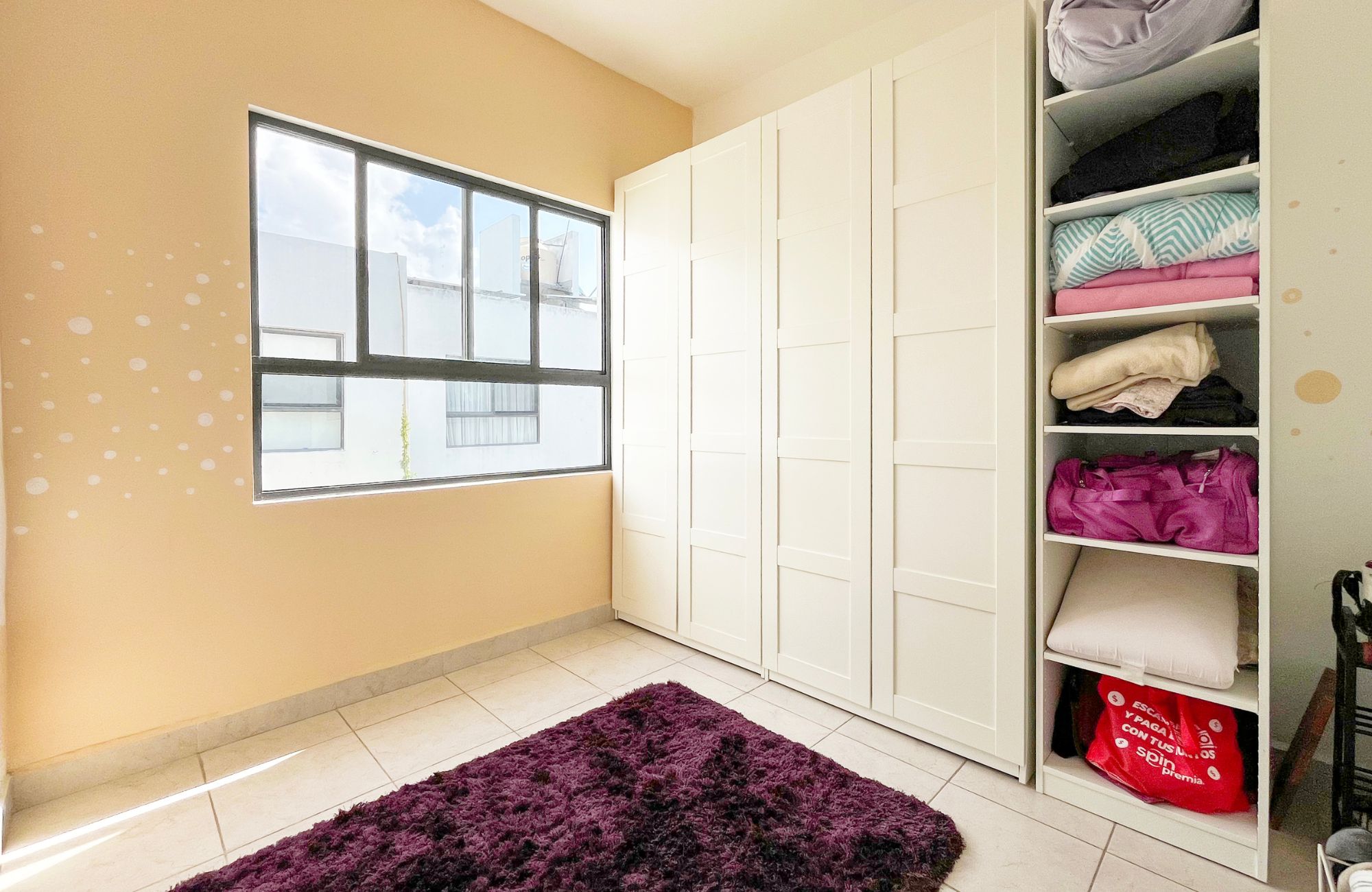 Condo for sale, furnished, great location, and rooftop with ocean view