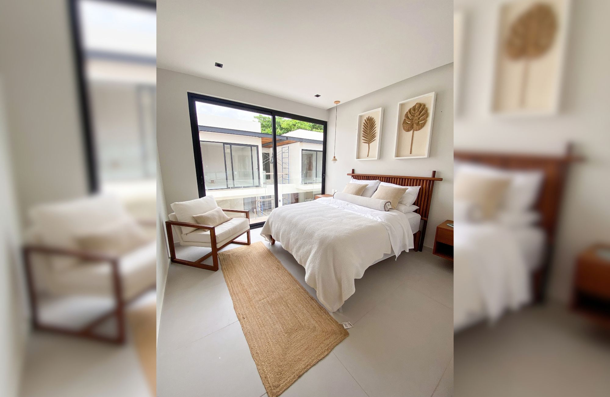 Luxury villa in a gated community with laundry area, terrace, pool, for sale
