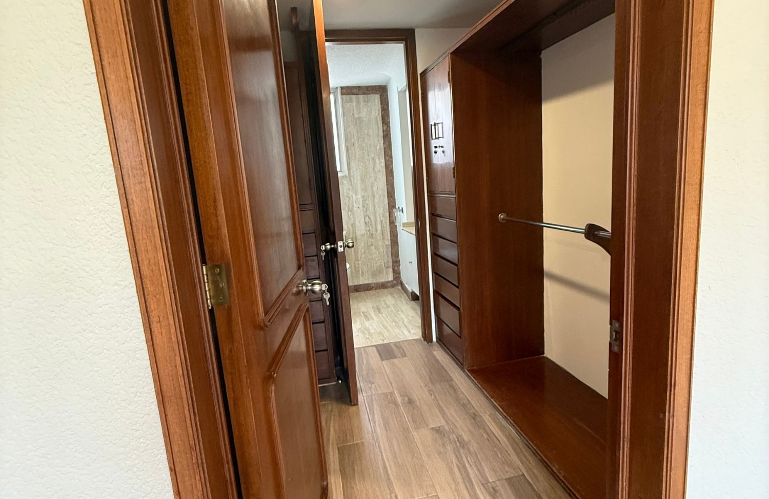 Condo with terrace, pool, jacuzzi, cinema, pet-friendly, for sale, Interlomas