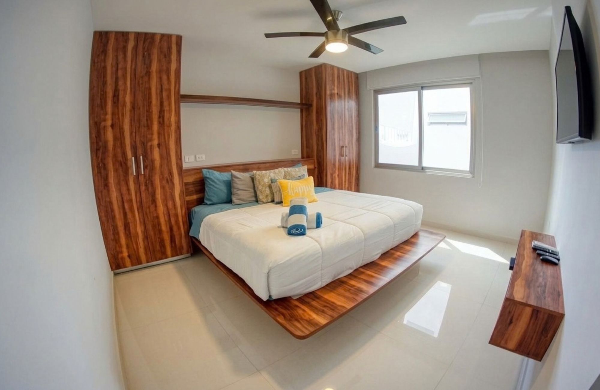 250m Condo&nbsp; from the Beach, Immediate Delivery, For Sale, Playa del Carmen