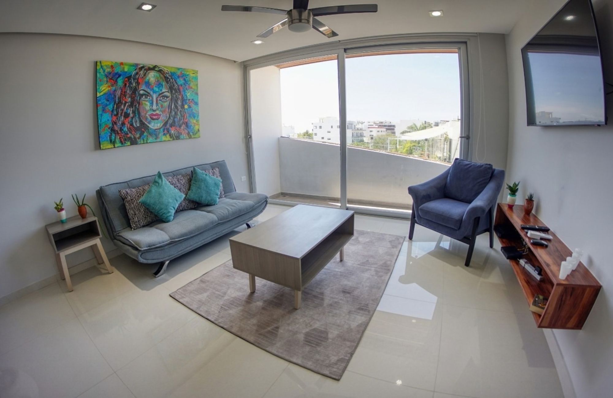 250m Condo&nbsp; from the Beach, Immediate Delivery, For Sale, Playa del Carmen