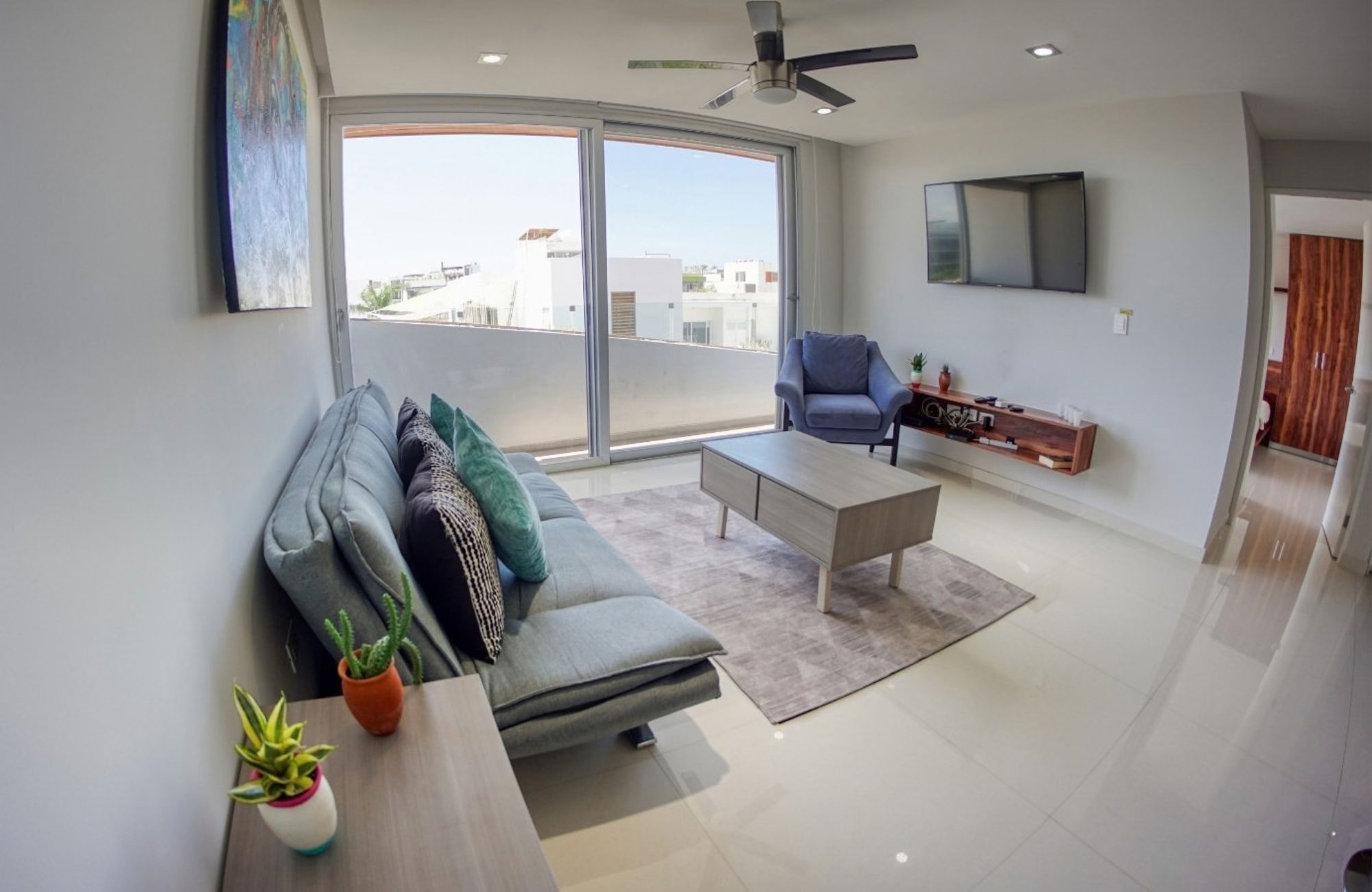 250m Condo&nbsp; from the Beach, Immediate Delivery, For Sale, Playa del Carmen