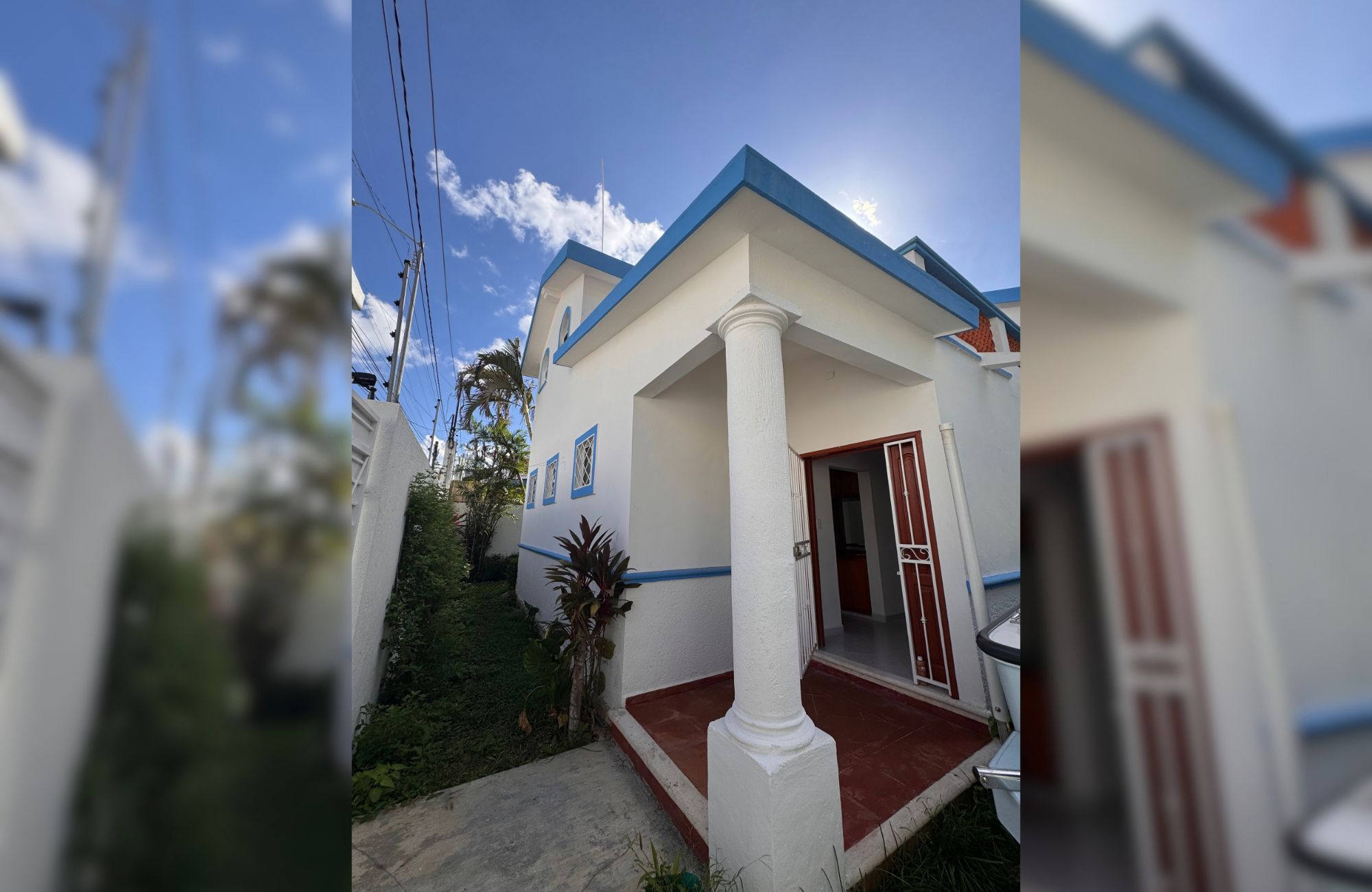 House REDUCED PRICE with private pool with LED lighting, 3.80 meter high ceilings, 5 minutes from the beach, for sale in Cozumel island.