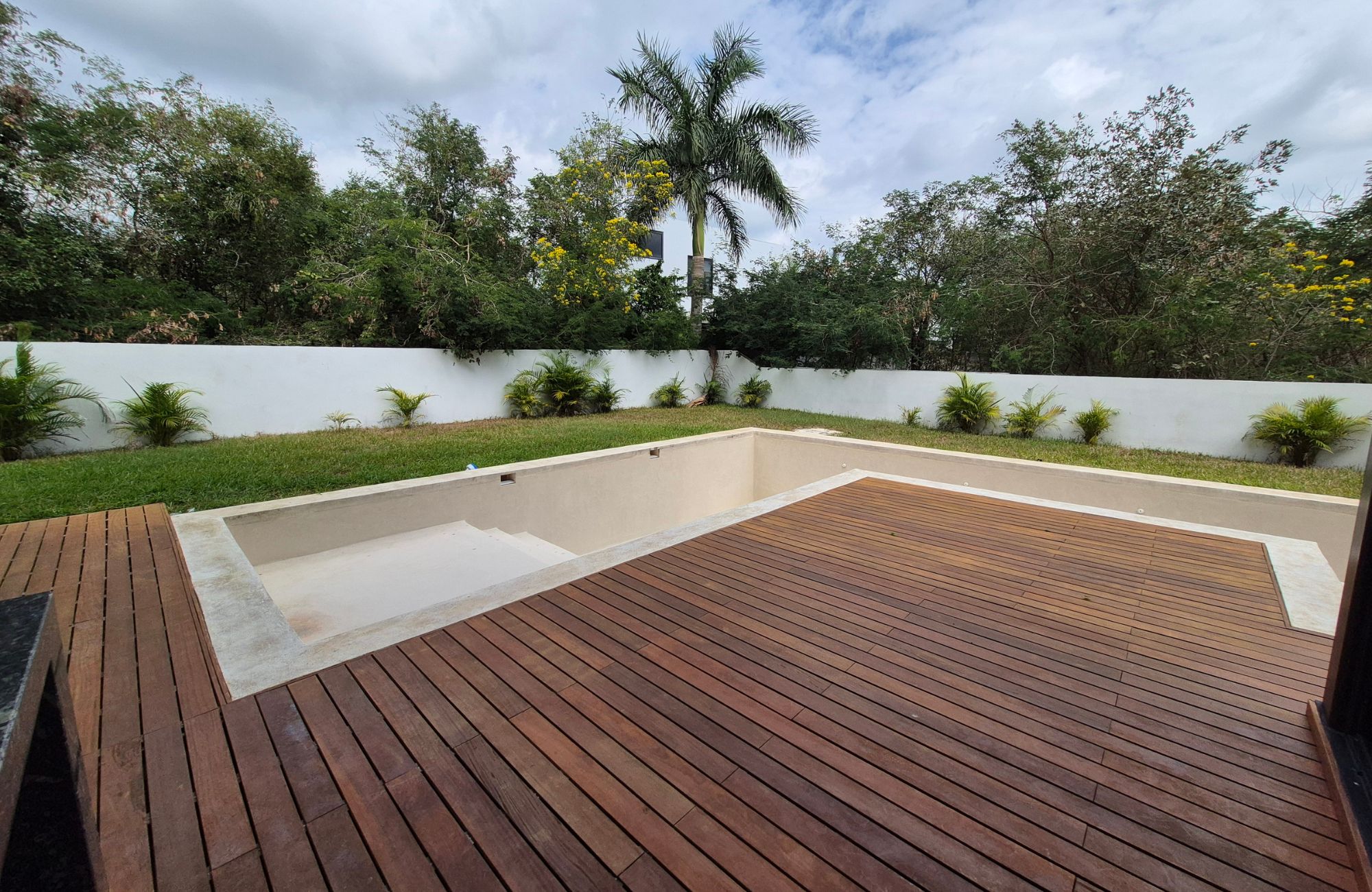 Two-story villa with private pool and beach club for sale, San Benito, Yucat&aacute;n