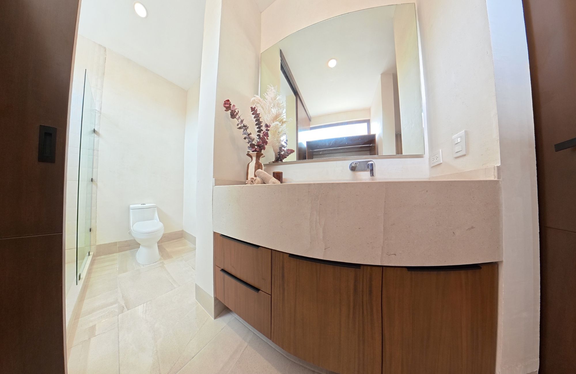 House with Private Pool, Two-Story, for Sale in Temoz&oacute;n Norte, M&eacute;rida