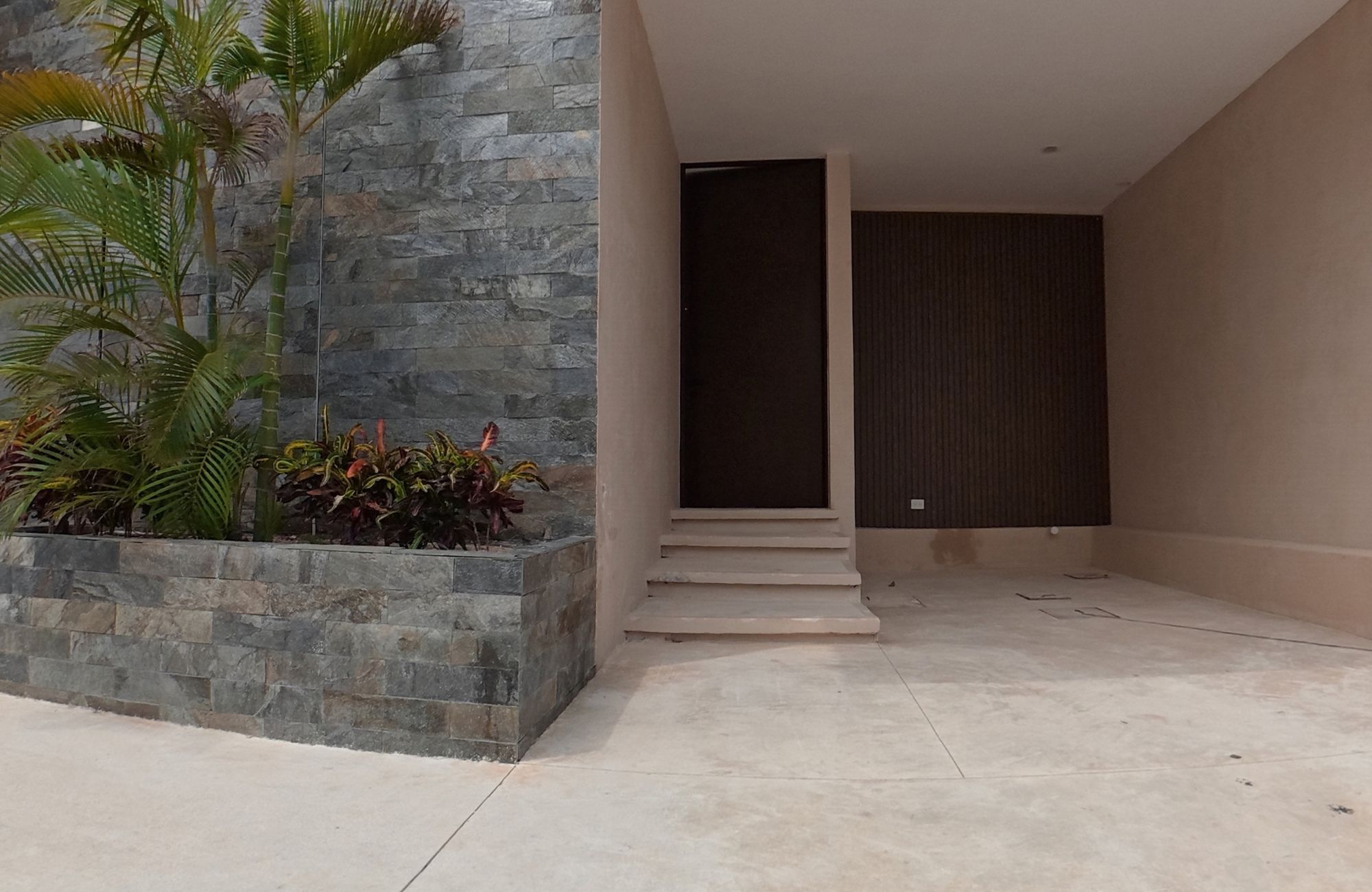 House with Private Pool, Two-Story, for Sale in Temoz&oacute;n Norte, M&eacute;rida