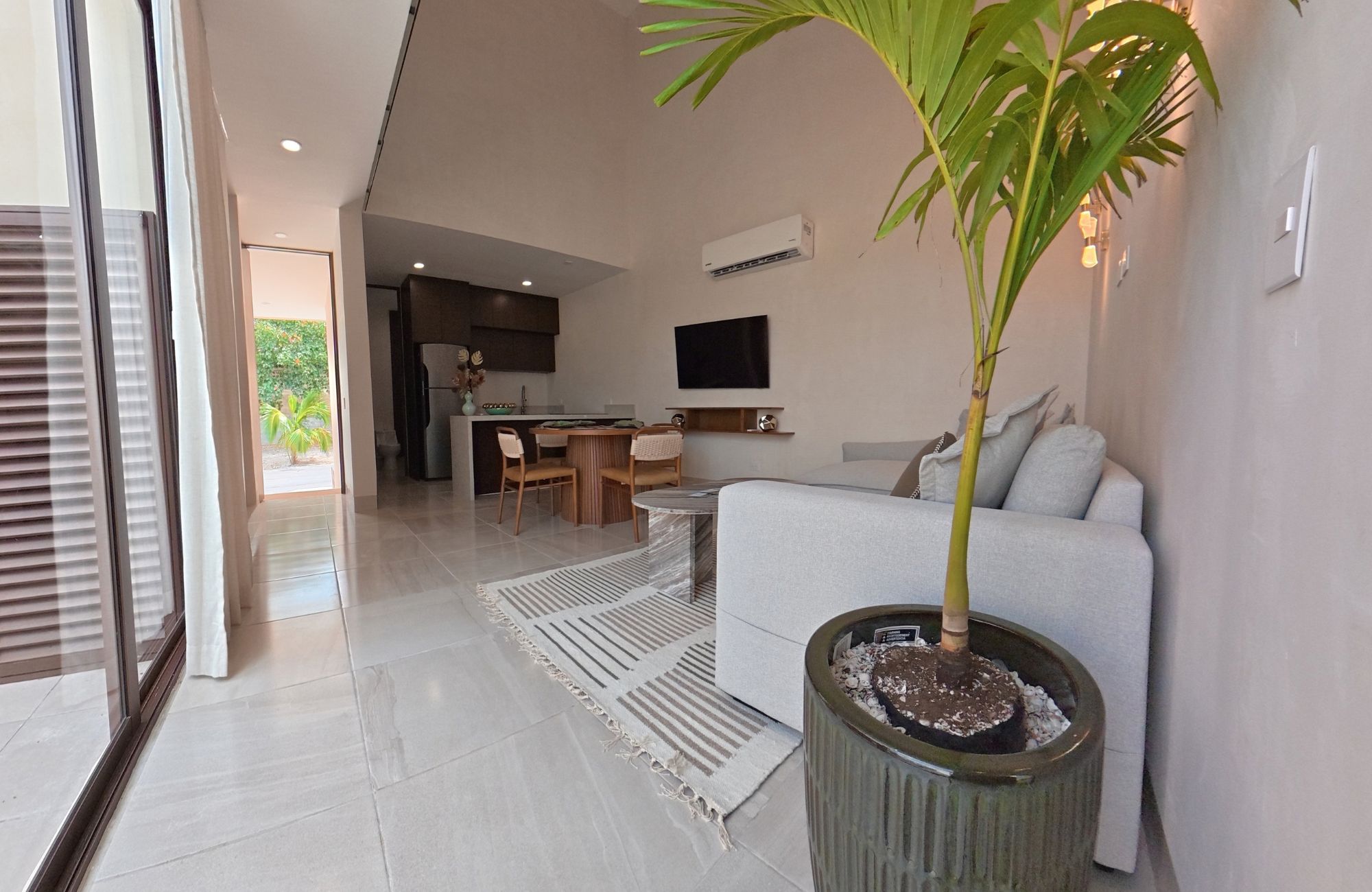 House with Private Pool, Two-Story, for Sale in Temoz&oacute;n Norte, M&eacute;rida