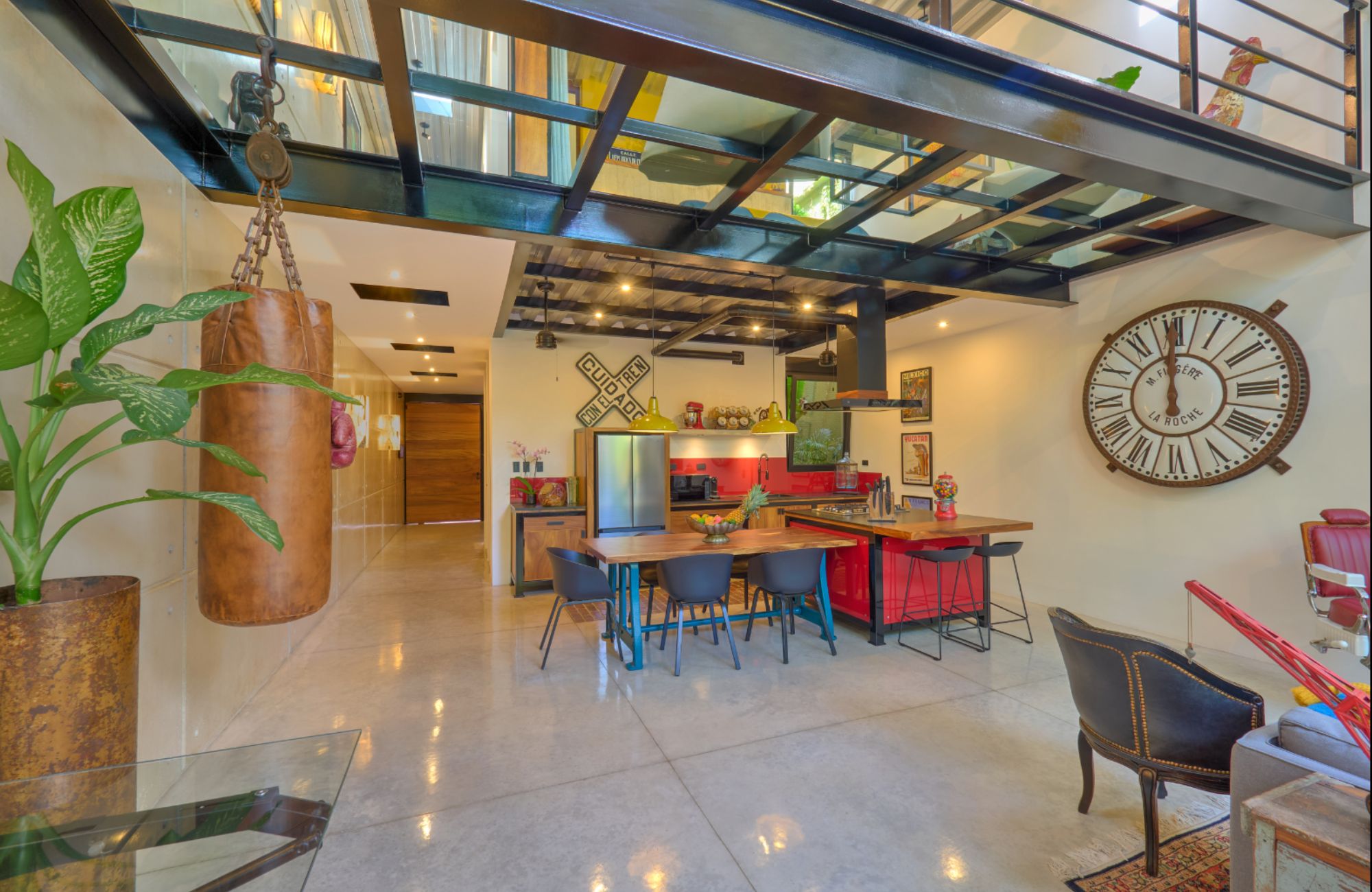 House with Private Pool and Terrace for Sale, Zona Norte, M&eacute;rida