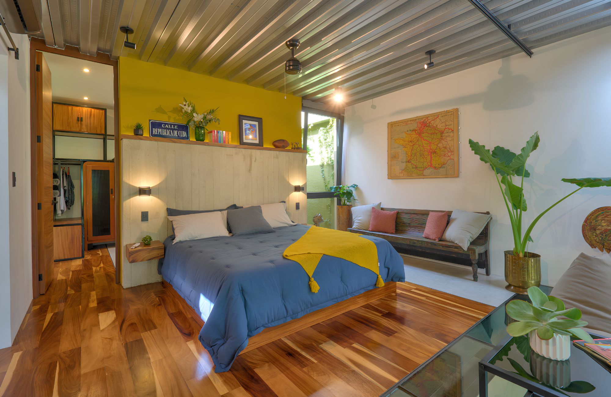 House with Private Pool and Terrace for Sale, Zona Norte, M&eacute;rida