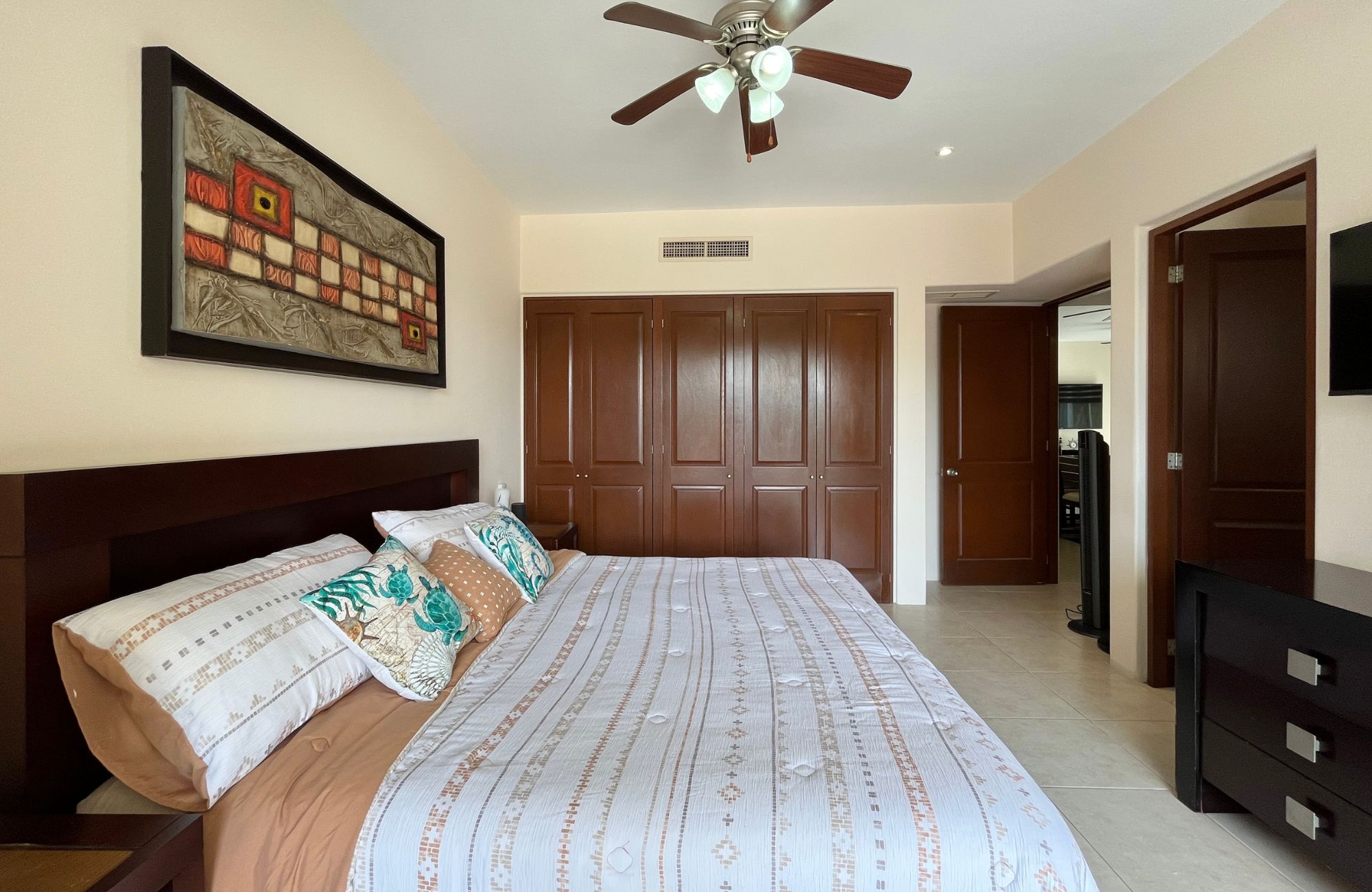 Apartment with double terrace and jacuzzi for sale, Downtown, Playa del Carmen.