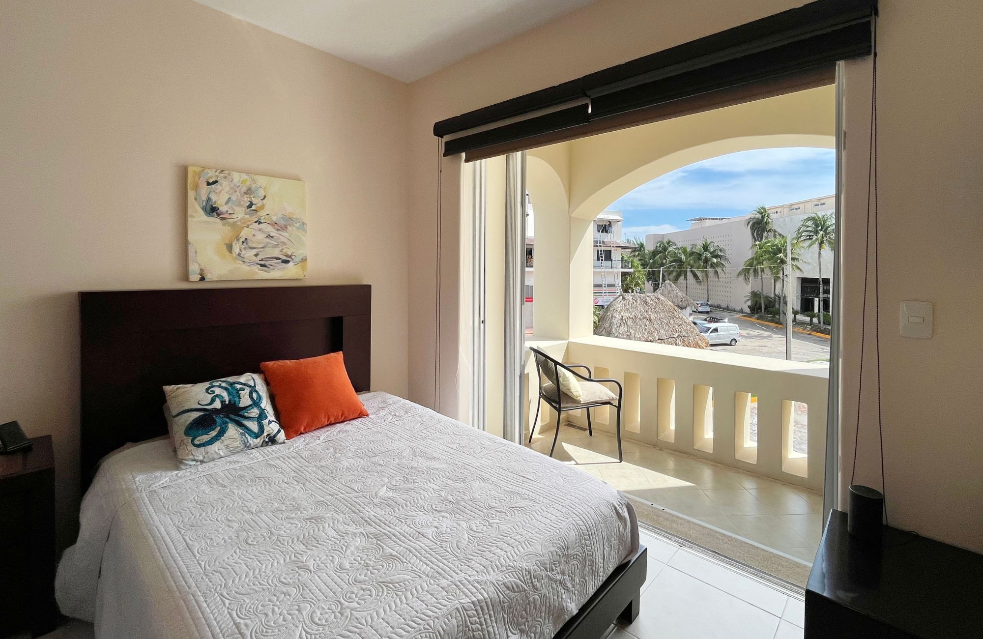 Apartment with double terrace and jacuzzi for sale, Downtown, Playa del Carmen.