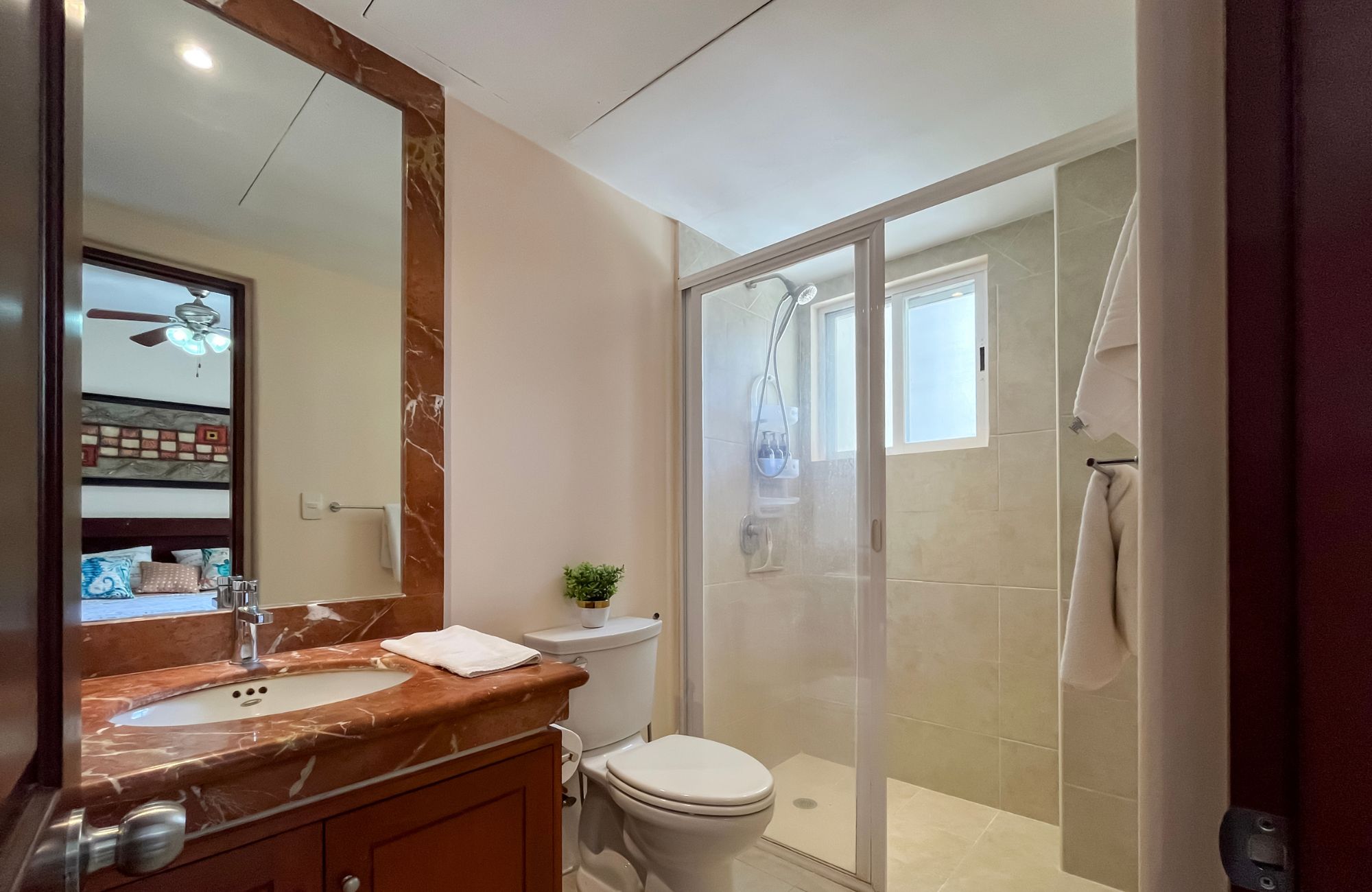 Apartment with double terrace and jacuzzi for sale, Downtown, Playa del Carmen.