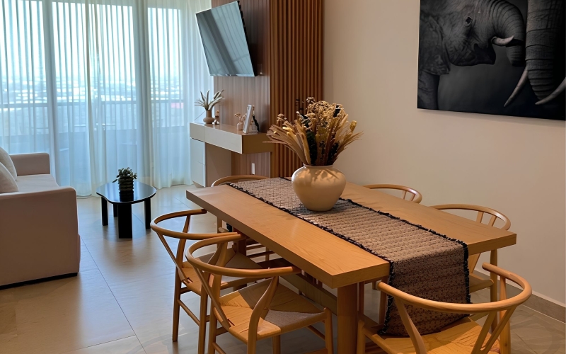 Furnished condo for sale with private terrace, pool, and gym in Montes de Am&eacute;