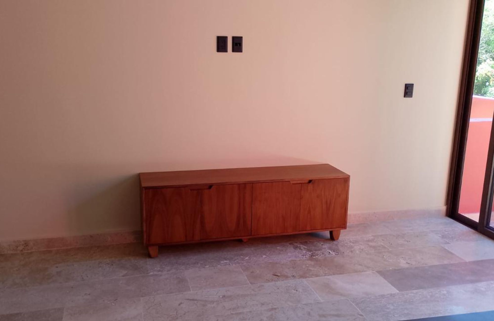 Condo, infinity pool, barbecue area, steps from the Cozumel boardwalk, sale.