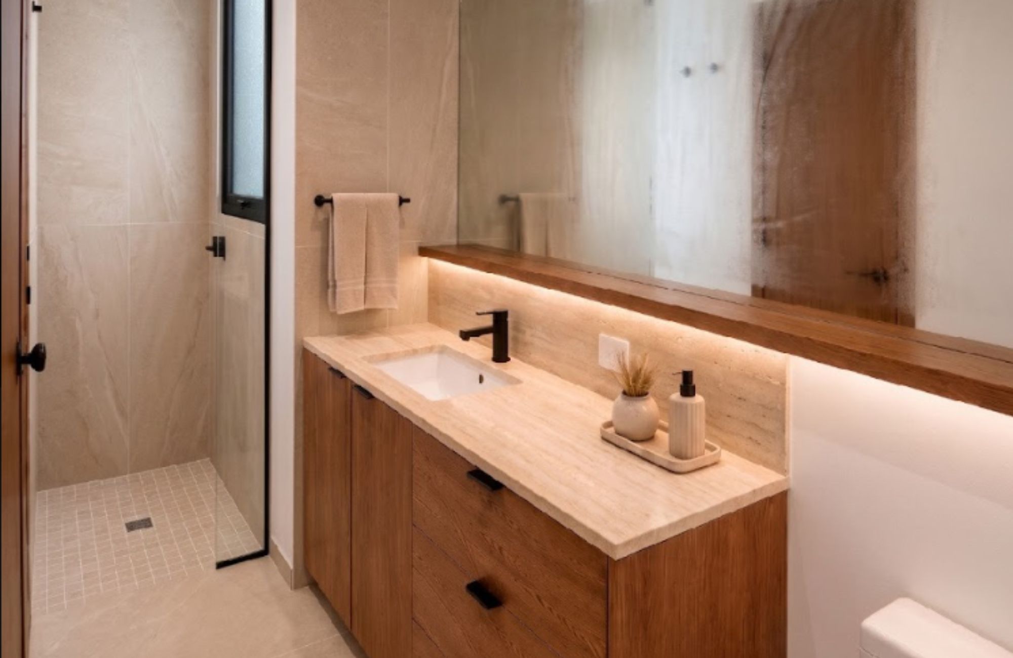 Condominium with terrace and large balcony + amenities for sale in Mexico City
