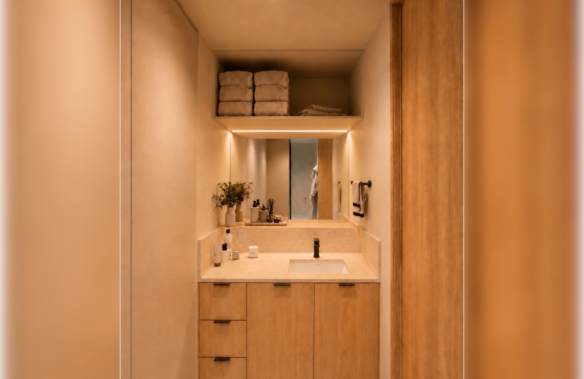 Condo with pet zone, sky pool and roof garden, For sale
