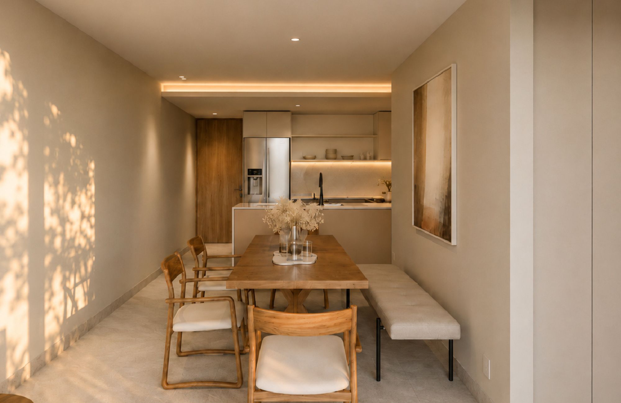Condo with high ceilings for sale at Bosque Real, pet-friendly, indoor pool, spa, playground, Huixquilucan Mexico City