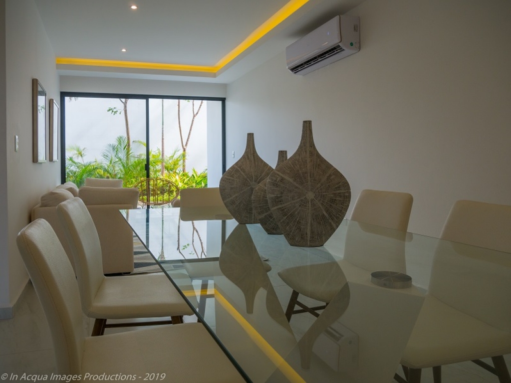 2 bedroom apartment REDUCED PRICE in a comfortable and safe quiet area, close to playa del carmen.