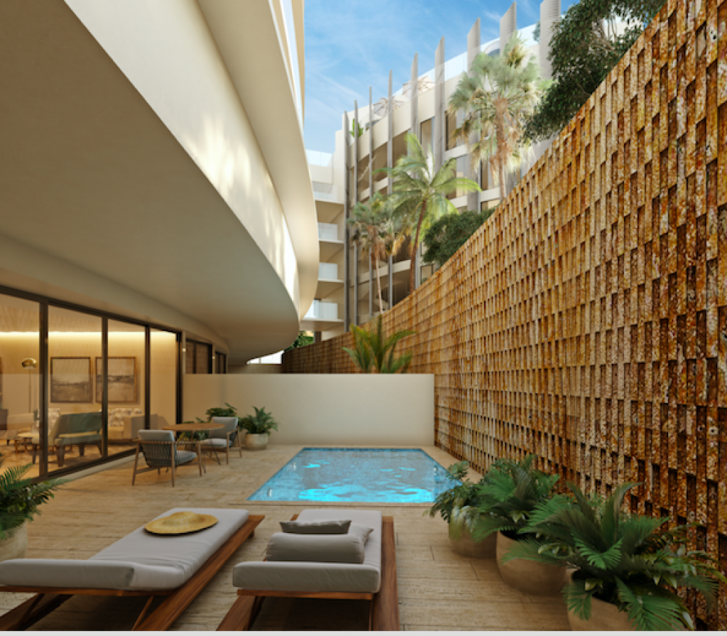 Condominio frente al mar con alberca privada, 3,000 m2 de Albercas, campo de Golf, Club de playa, Corasol, en venta Playa del Carmen.