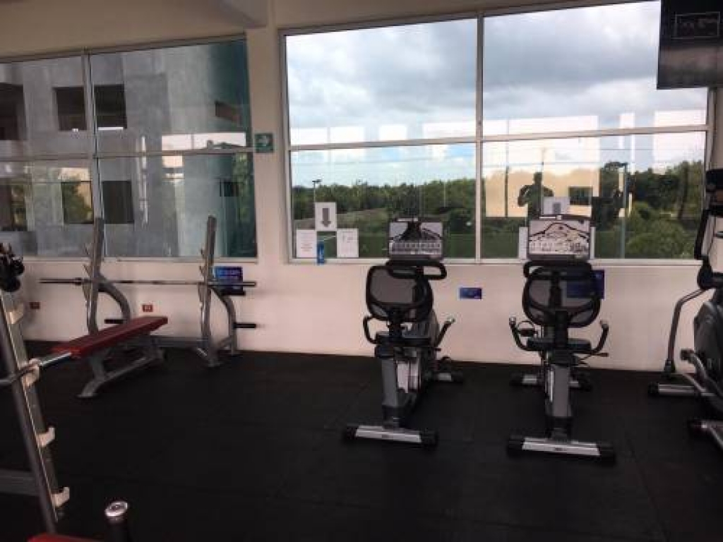 House with private pool &amp; rooftop terrace, clubhouse with sports fields, in Gated community, &uml;Aqua&uml;, Cancun, for sale.