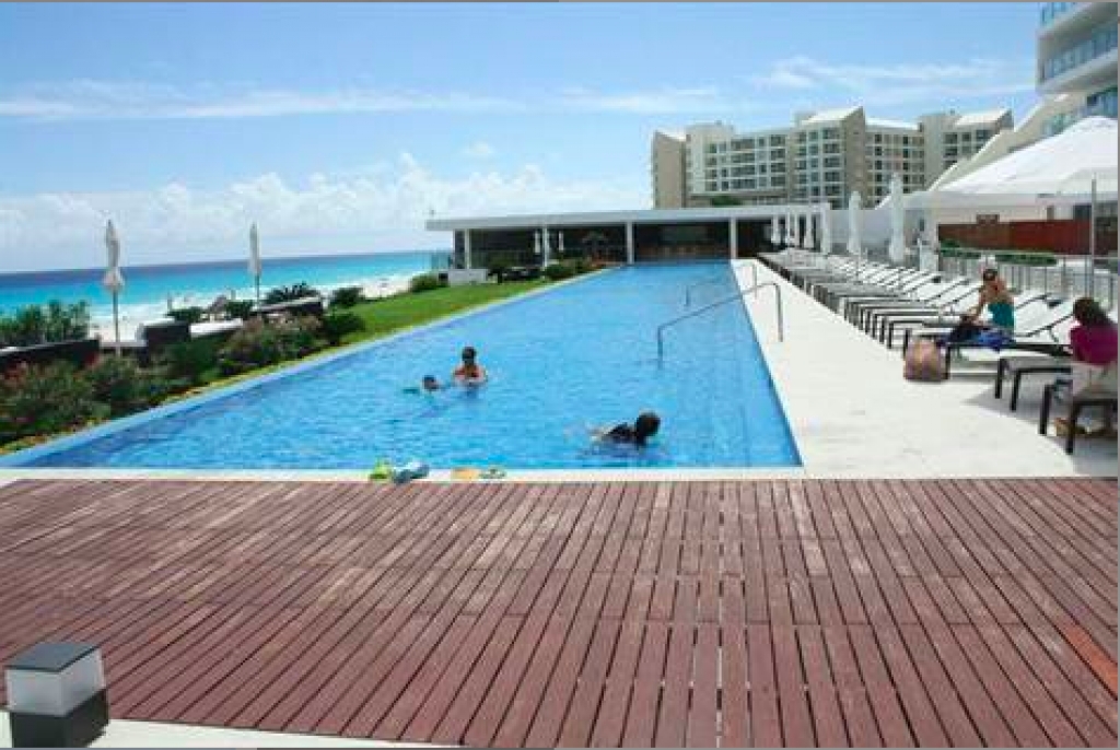 Lujoso departamento frente al mar, Residencial Las Olas, Zona Hotelera, Canc&uacute;n