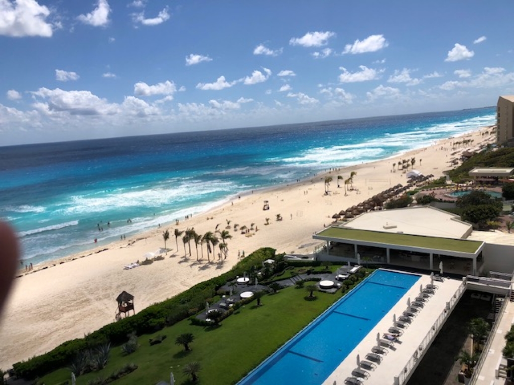 Lujoso departamento frente al mar, Residencial Las Olas, Zona Hotelera, Canc&uacute;n