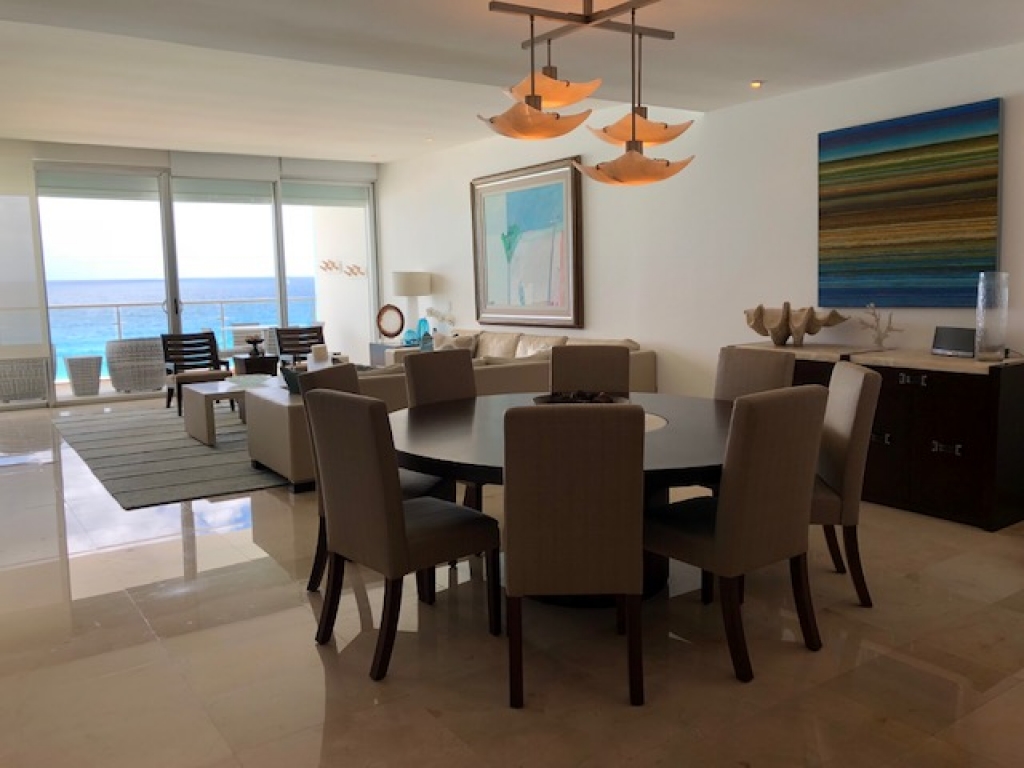 Lujoso departamento frente al mar, Residencial Las Olas, Zona Hotelera, Canc&uacute;n