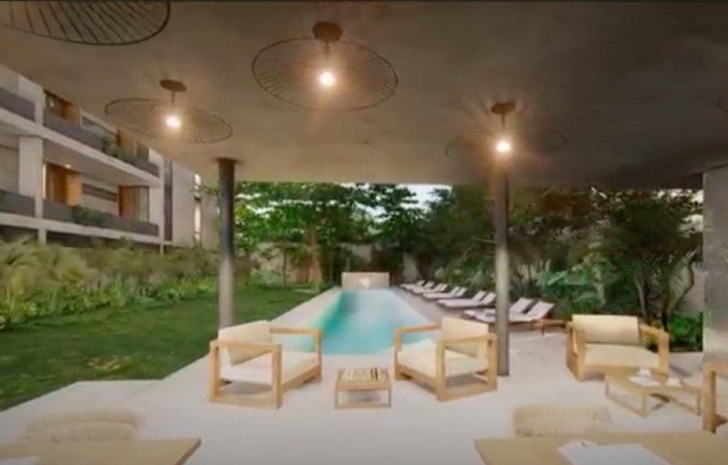 Apartment with garden and private jacuzzi, near the beach, room &amp; pool service, fire pit, playground for children, hammock area, surrounded