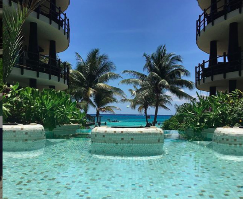 Condominium with private pool and garden, terrace, BBQ, for sale, Playacar, Playa del Carmen