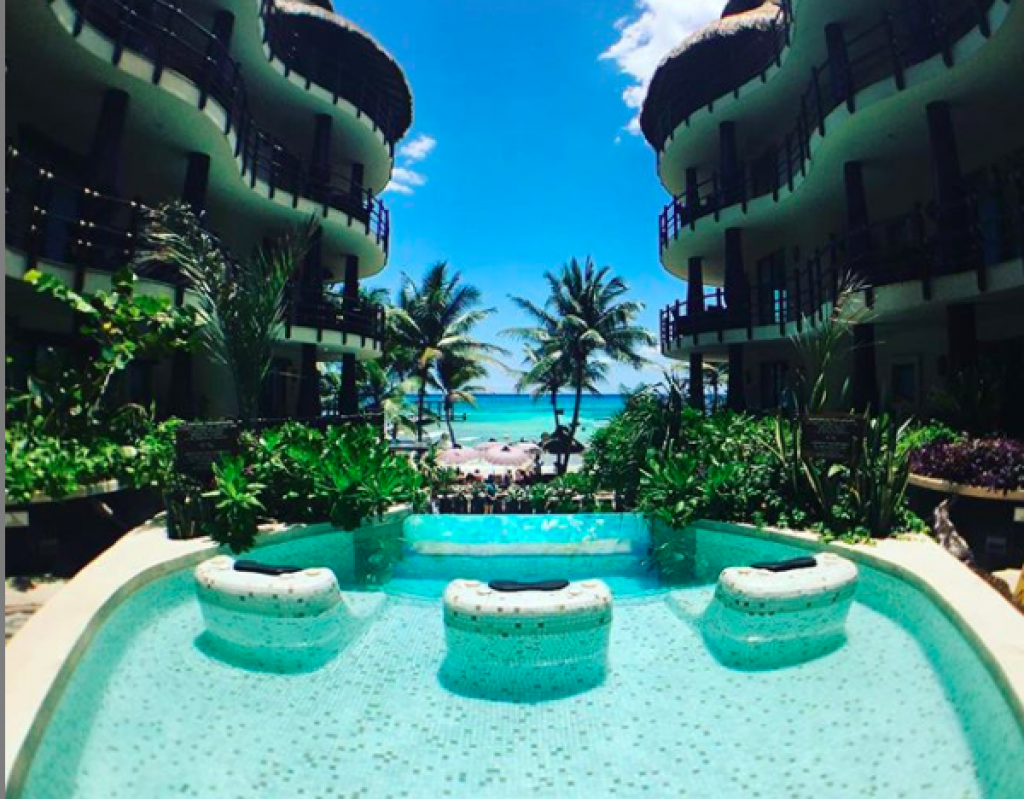 Condominium with private pool and garden, terrace, BBQ, for sale, Playacar, Playa del Carmen