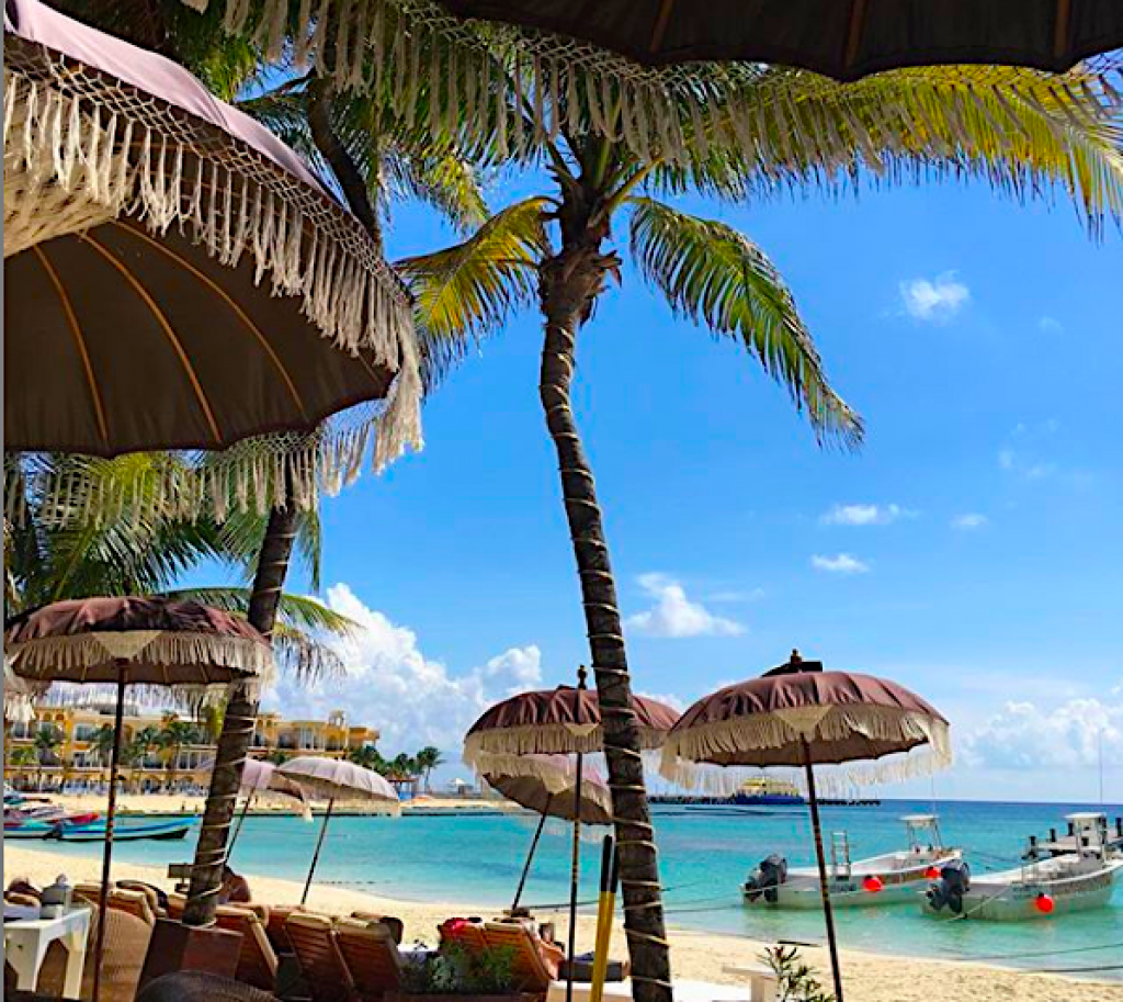 Condominium with private pool and garden, terrace, BBQ, for sale, Playacar, Playa del Carmen