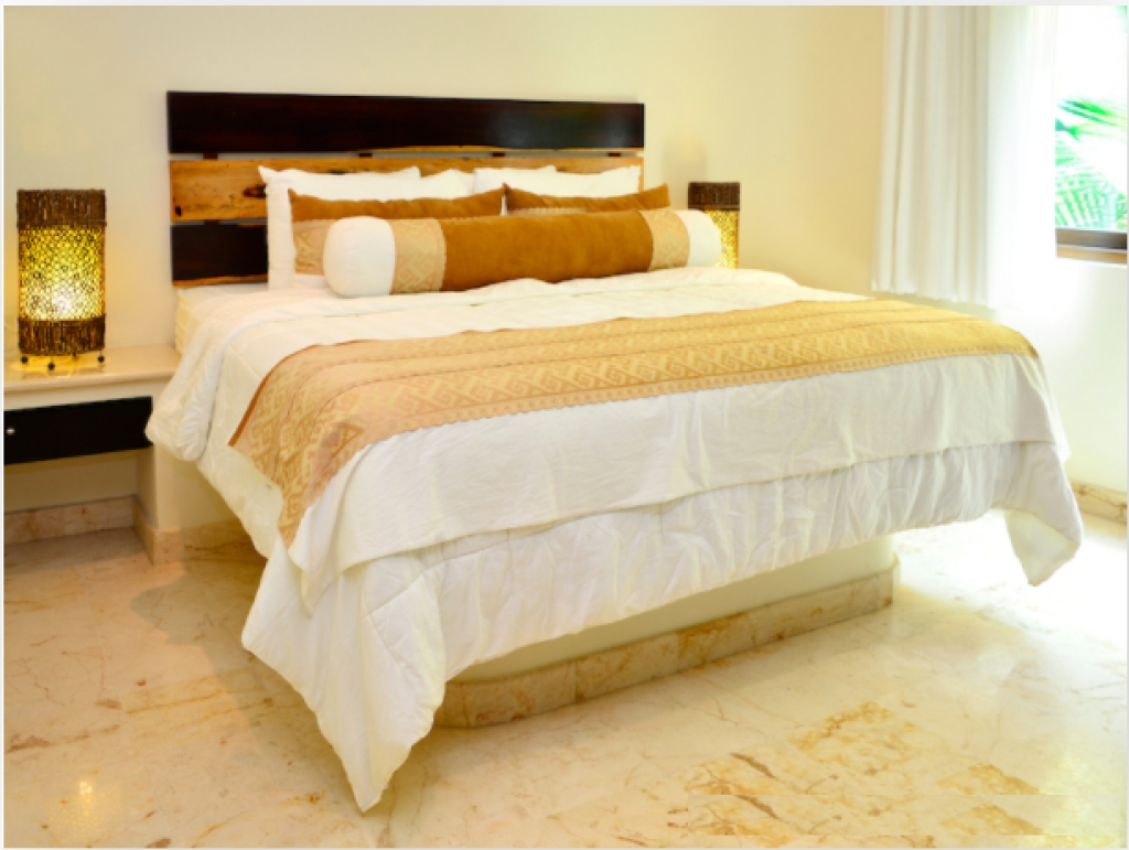 Condominium with private pool and garden, terrace, BBQ, for sale, Playacar, Playa del Carmen